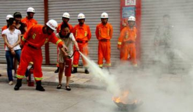 超群物業(yè)公司開展滅火救援演練